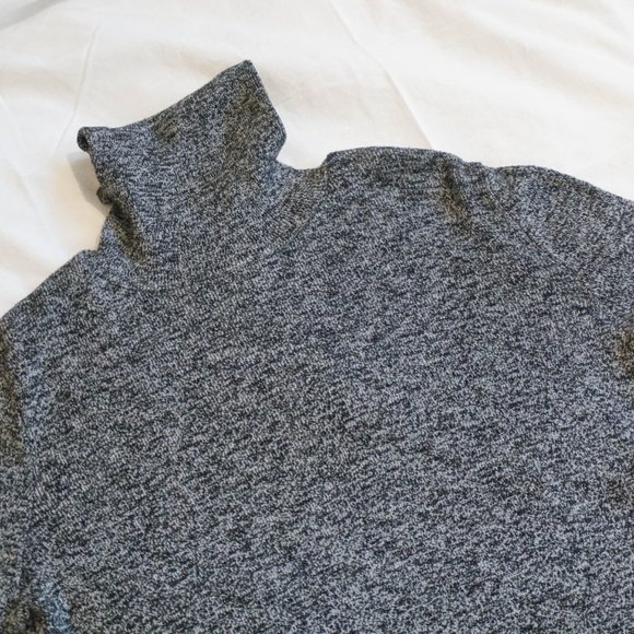 Zara Knit Turtleneck Sweater - Picture 4 of 5